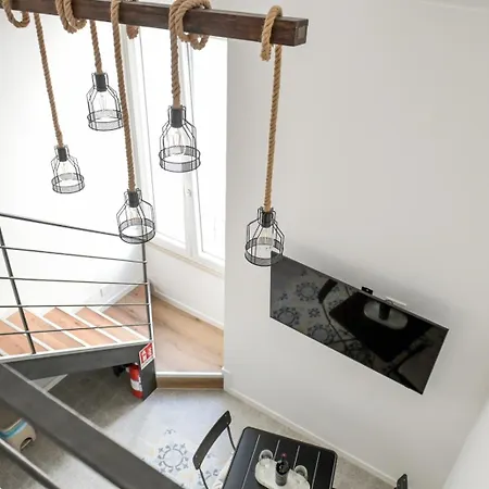 Raffaella Paola Lejlighed *